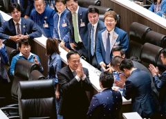泰新內閣就職 首相：與華親如一家