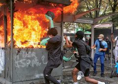 歐洲學運蔓延 突顯財政困境 法高中生第3周「封鎖校門」 比利時意國希臘同現示威